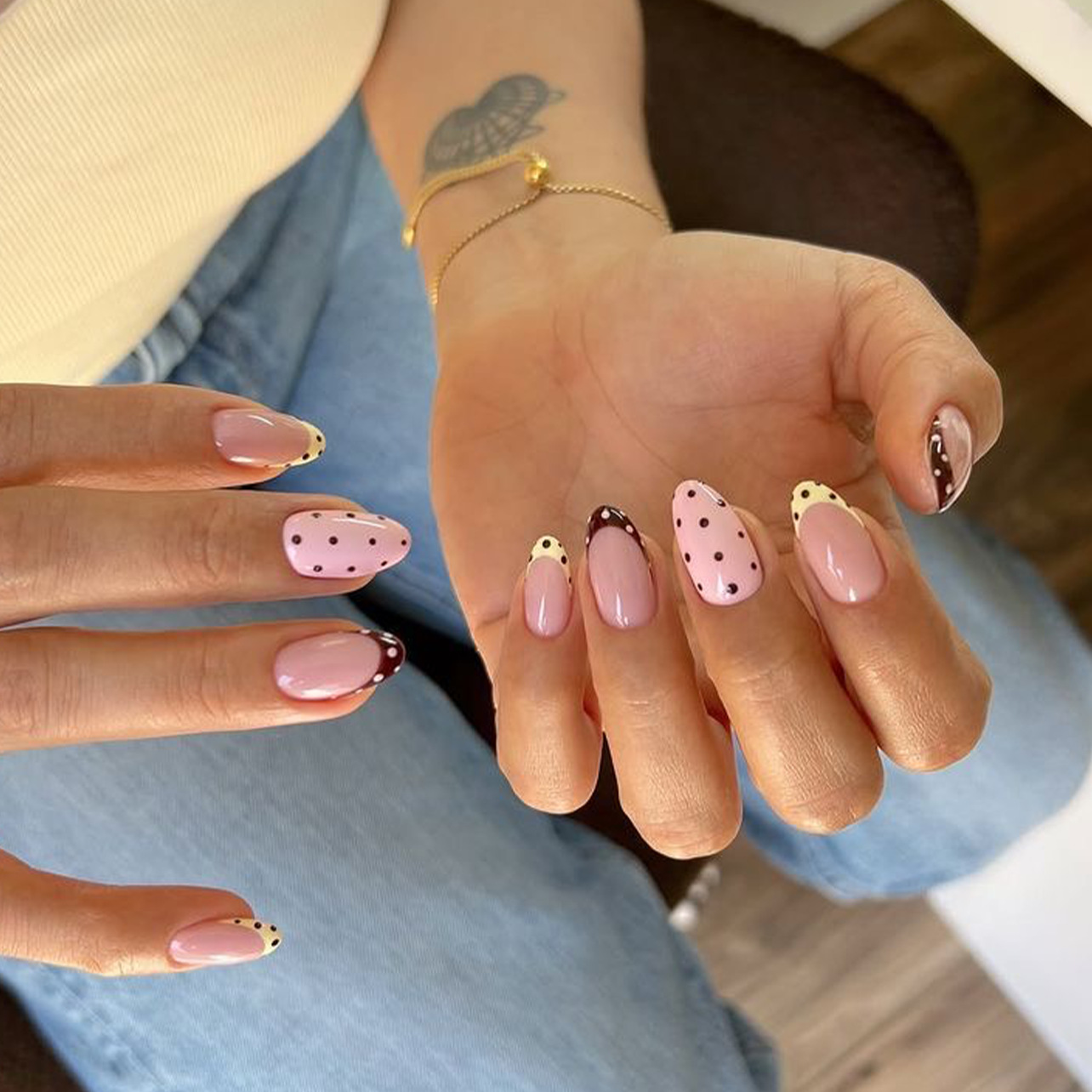 Nail Art French - 24 szt. Zestaw sztucznych paznokci migdałkowych