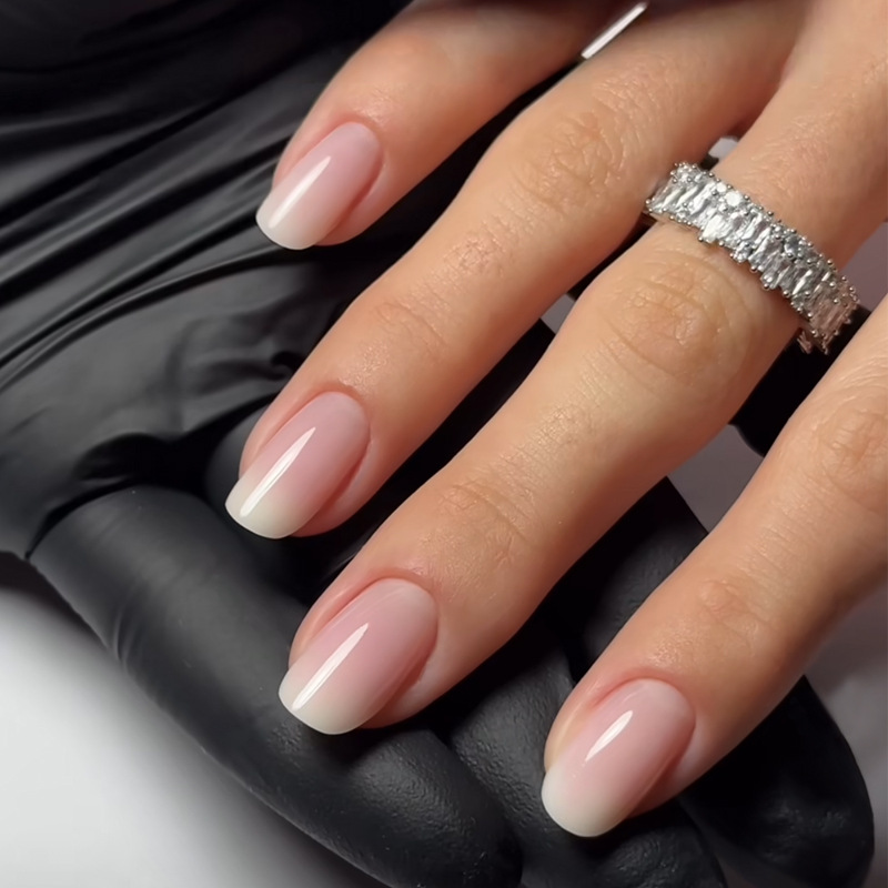 Nail Art French - 24 szt. Proste baletowe paznokcie z